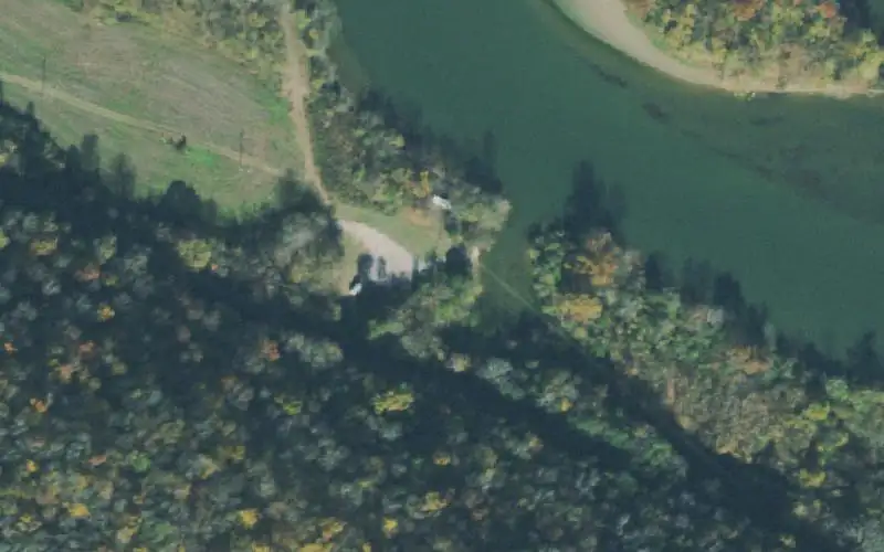 Aerial photo of the area around Whites Bend Boat Ramp, Jackson County