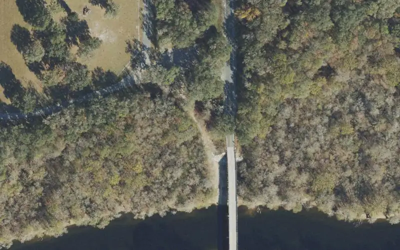 Aerial photo of the area around William Guy Lemmon Park, Suwannee County