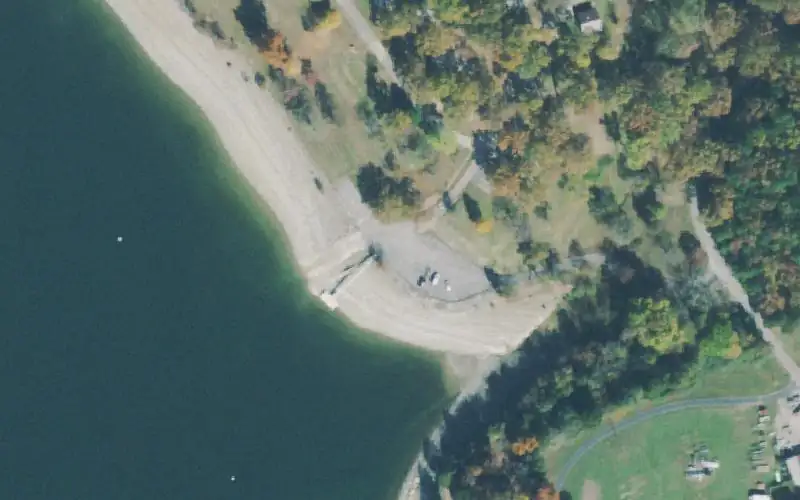 Aerial photo of the area around Willow Grove Campground Ramp , Clay County